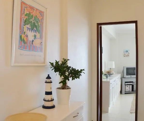 Baleal Tower Bay Апартаменты *