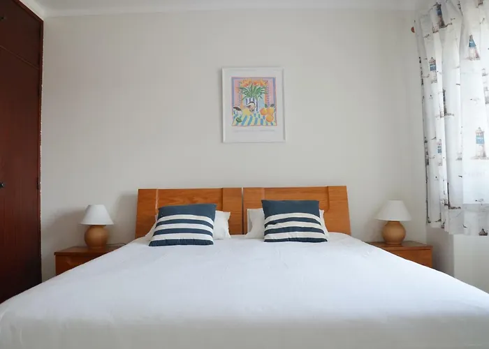 Baleal Tower Bay Апартаменты Феррел